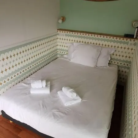 Cosy - Classe 2 Etoiles Apartment *